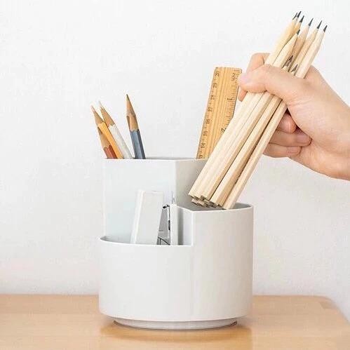 

Tempat Pensil Pulpen Pena Meja Organizer Putar Penyimpanan Alat Tulis Stationary Make Up Brush