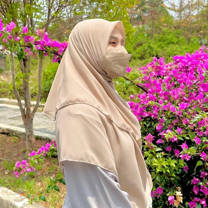 Top Zahra Scarf Hijab Segi Empat Oval Hijab Malaysia Ceruty Square