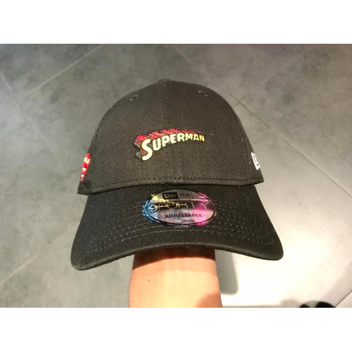 Topi New Era 9Forty Super Heroes Superman Black Cap