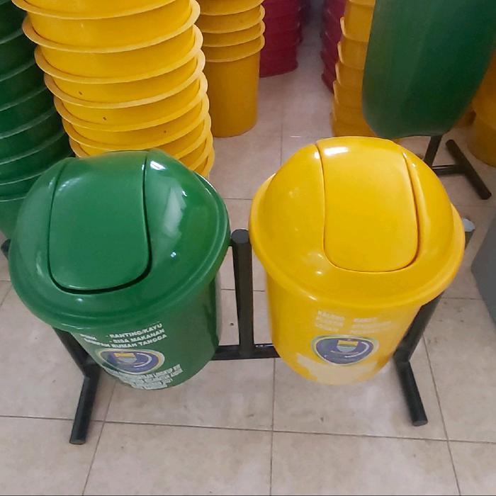 Tempat Sampah Pilah, Model Bulat 2 Pilah, Tempat Sampah Gantung, Tempat Sampah Pilah, Tempat Sampah