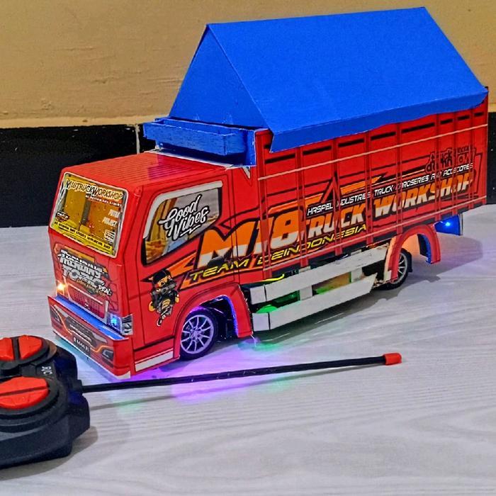 Mainan Mobil Remot Lampu Terpal Kontrol Miniatur Truk Oleng Remot Kontrol Miniatur Truk Oleng Remot