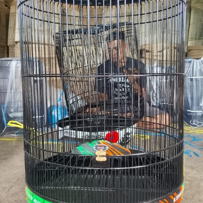 sangkar /kandang murai Rafi no 2 warna hitam Lis airbrush (/)