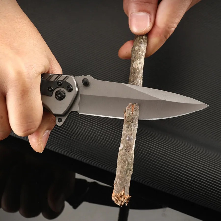 New Camping Pocket Knife Outdoor Multifunctional Folding Knife Tactical Defense Knife Outdoor