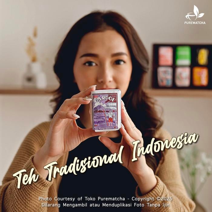 

TEH SOLO - TEH GARDOE BIRU 1 BAL (1PCS X 10) TEH TUBRUK ASLI INDONESIA TEH HIJAU MELATI GREEN TEA