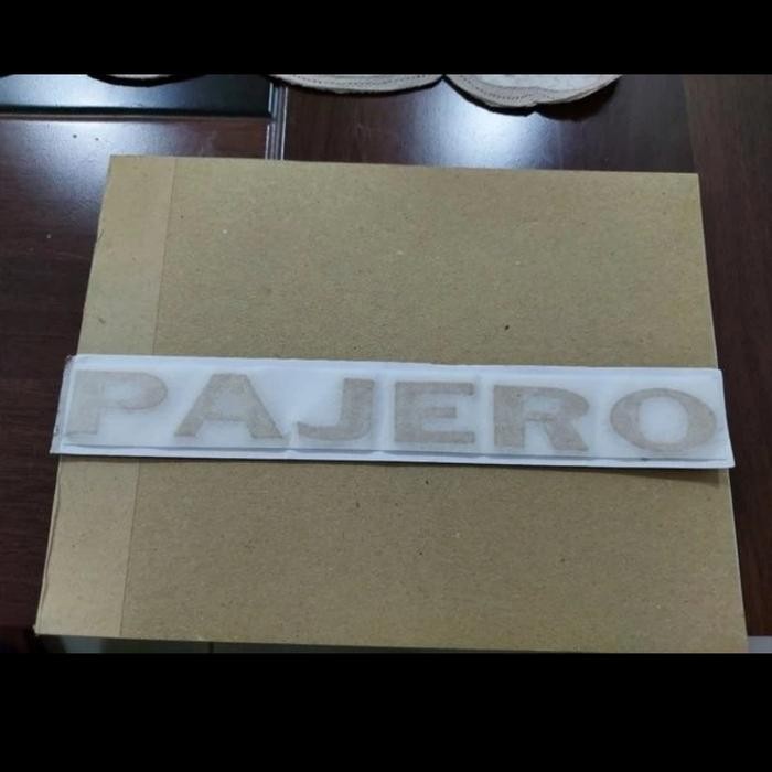 Emblem Pajero V43 3000cc V93