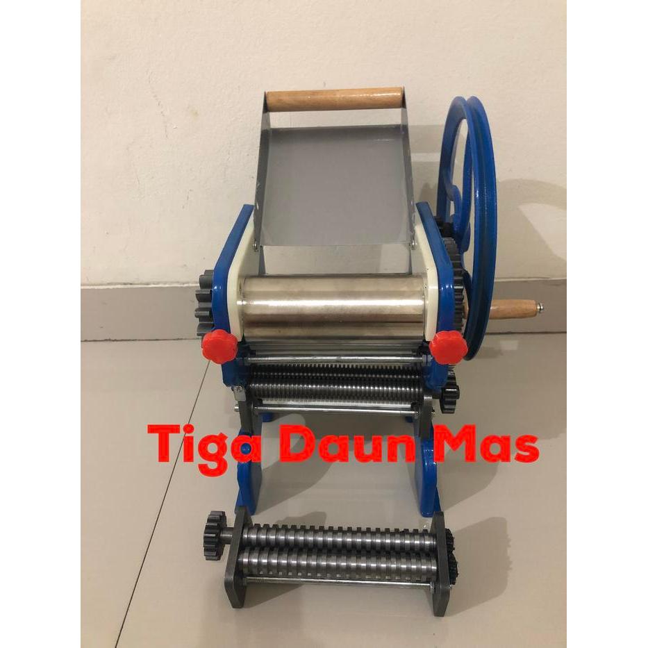mesin cetak mie manual / mesin giling mie manual