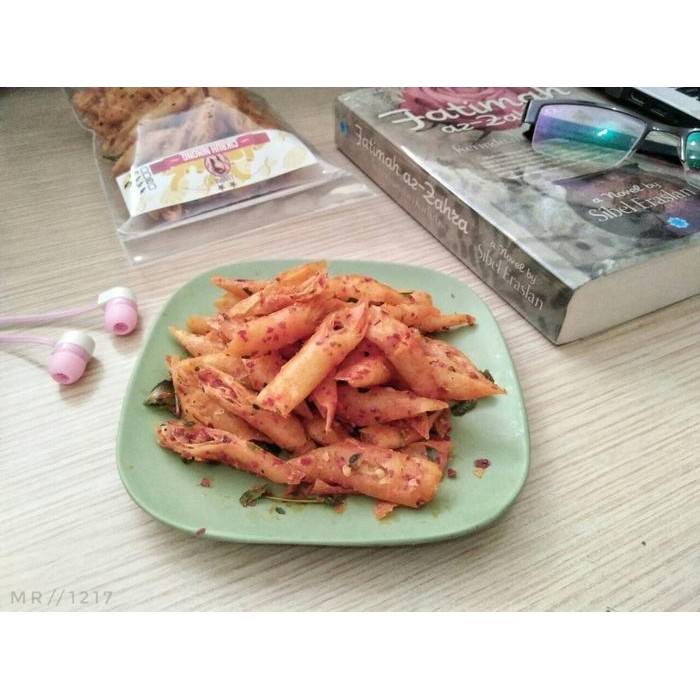 KERIPIK KULIT LUMPIA "CIKRUH NINONG" KILOAN