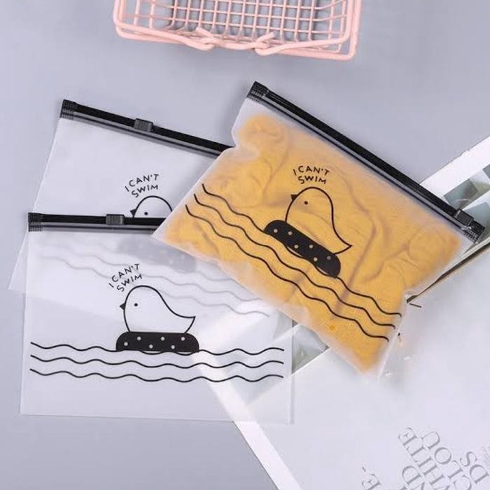 

GFY(ISI 5)Tempat Penyimpanan Masker Resleting / Tempat Pulpen/Pensil/Pena