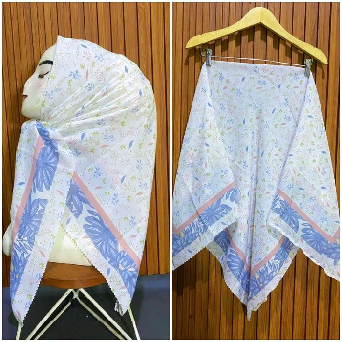 Hijab Segi Empat Voal Motif Bunga Putih Pink Biru