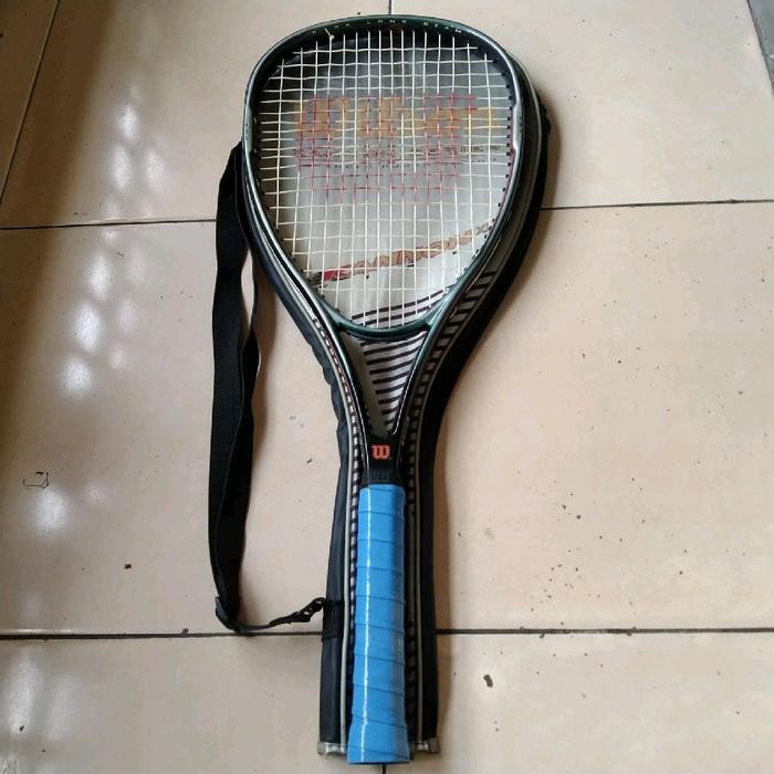 Raket Tenis Wilson bekas