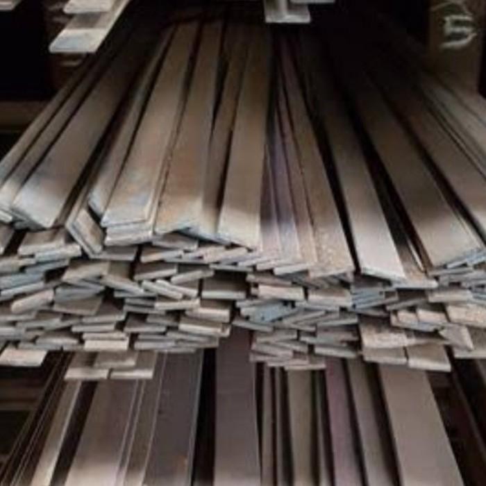 Plat strip 4cm x 6 Meter / Besi plat