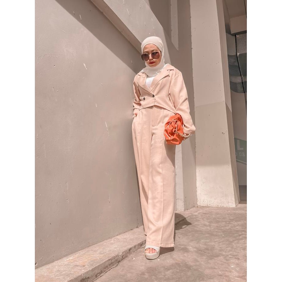 Michael's Collection - One Set crop Blazer and Pants Haneul Hijab