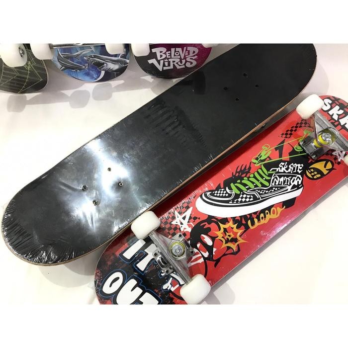 Silver Fox Skateboard Canadian Dewasa Maple Profesional Roda Putih