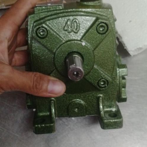 GEARBOX WPA 40 RATIO 10 SAMAPAI 60 /REDUCER GEAR BOX TYPE WPA 40