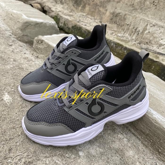 habibi Sepatu casual anak-anak dan dewasa pria dan wanita/sepatu sekolah/sepatu jalan-jalan/sepatu