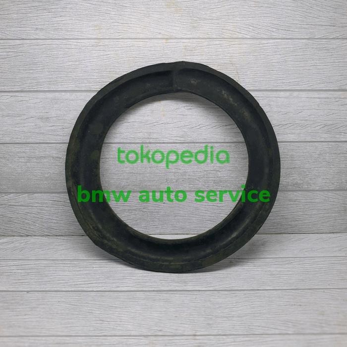 karet tatakan per depan bawah BMW E36