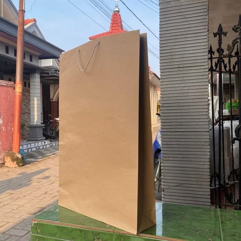 

Paperbag polos coklat ukuran 40x10x60 (paket 12pcs) |Tas Kertas |Tas Kado |Tas Souvenir |paperbag custom