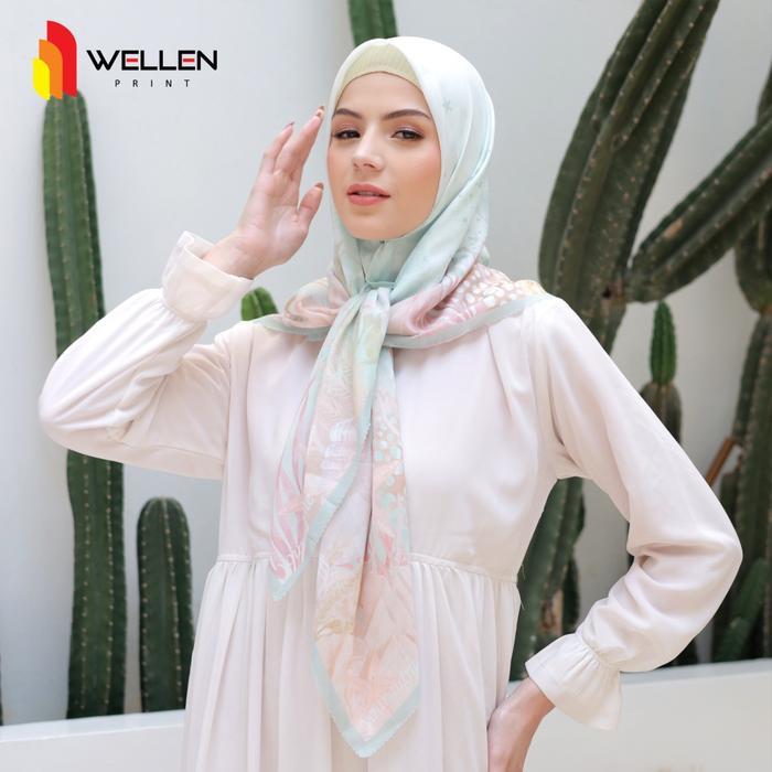 WELLEN PRINT - Cetak Hijab voal ultrafine custom nama / Scarf Square Jilbab Coral - Blue, Hardbox