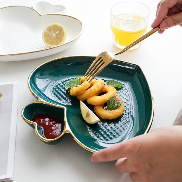 Piring Keramik Love / Elegant Love Plate