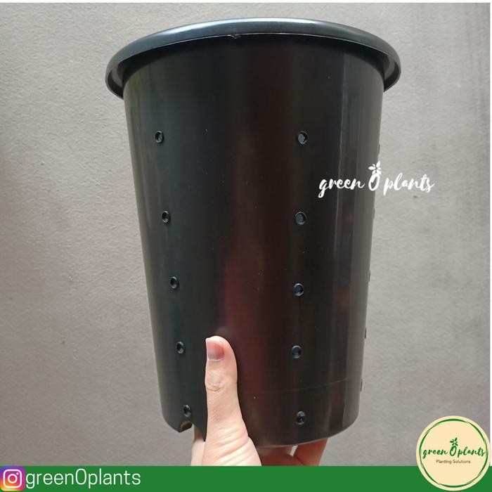 Pot NKT Tower 21 Hitam Berlubang