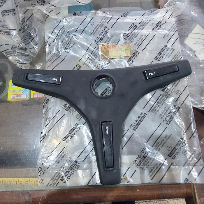 Knob Klakson Toyota Corona RT100 Original