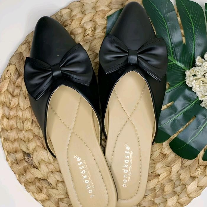 Donatello - Daarina Flatshoes Wanita Bustong Pita Kupu Kupu Sandal Flat Shoes Sol Karet