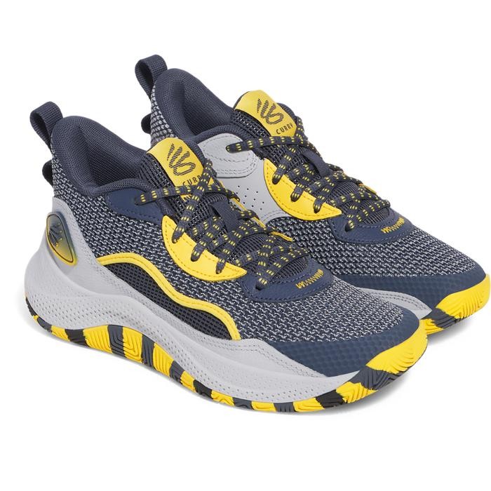 Under Armour Grade School Curry 3Z 24 Basketball Shoes