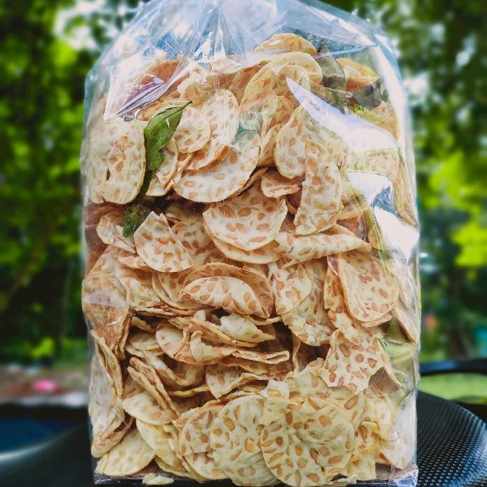 

KRIPIK TEMPE SAGU CRISPY 1 BAL FOOD SNACKS ALAMI KERIPIK