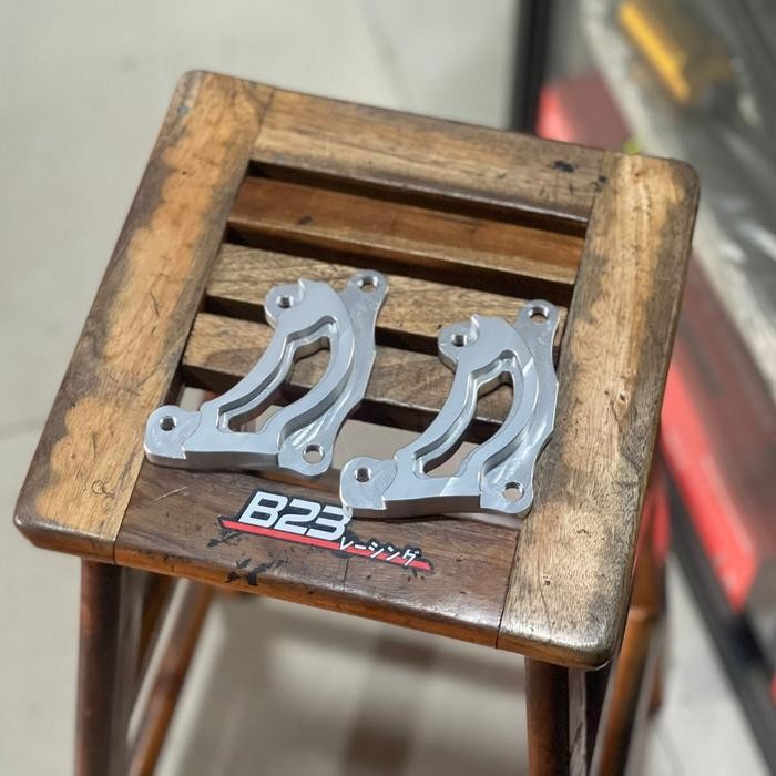 BREKET KALIPER 2P MIO DISC 260MM BREKET KALIPER 2P 260MM MIO FINO SOUL