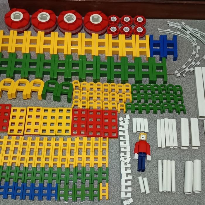 Lasy 713 Master Set, Mainan Anak Rare Vintage Balok Block Susun Tbk
