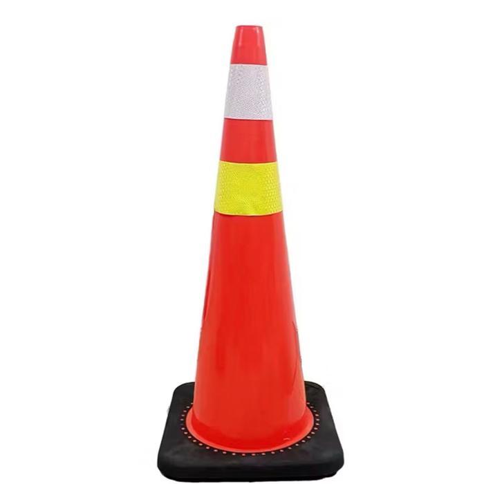 TRAFFIC CONE / SAFETY CONE 90CM