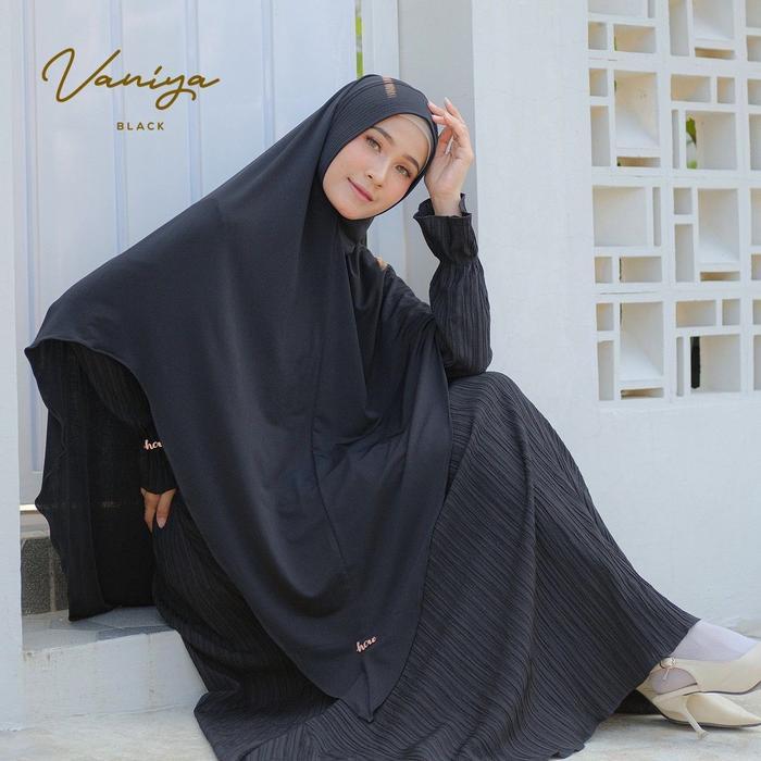 Bergo Vaniya By House Of Uga
