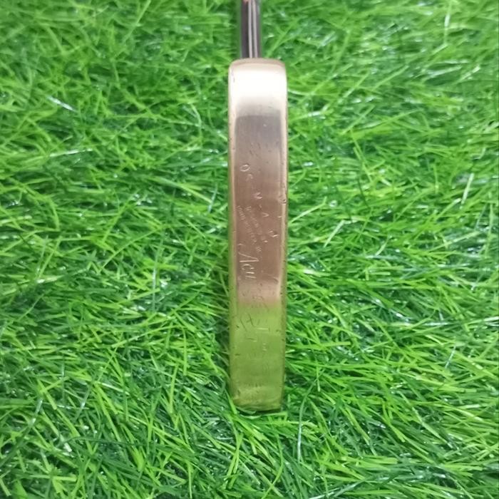 Stuck golf Putter clasic Acushnet by Titleist dapat gunakan kidal