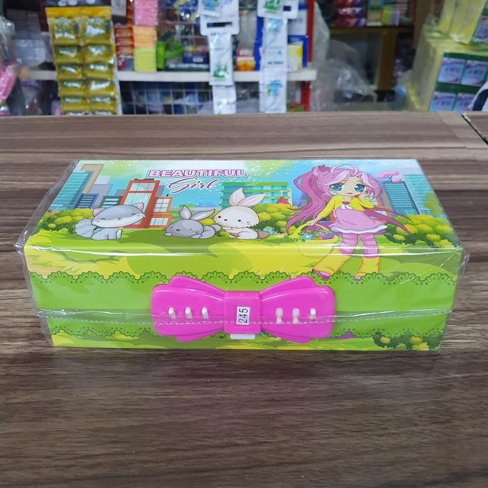 

Tempat Pensil Kunci Kode Kiky
