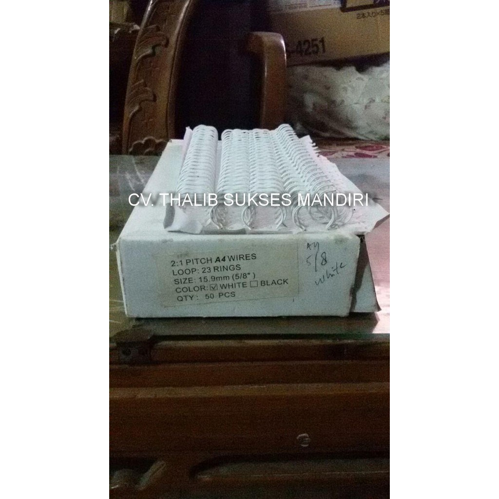 

SPIRAL KAWAT A4 NO. 10 TYPE 5/ 8 = 145 LEMBAR ( 16, 0 MM)