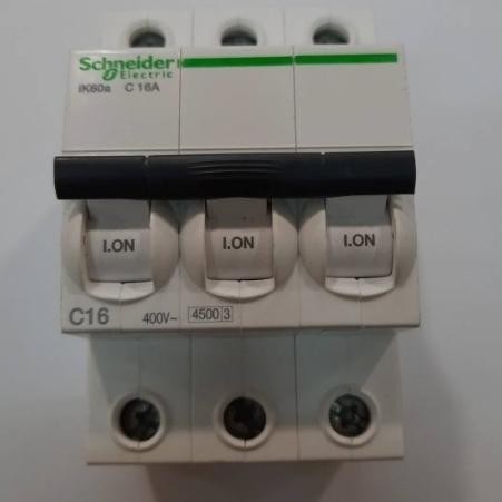 Schneider MCB 3Pole 6 - 32 Ampere iK60A / MCB 3Phase Putus 4,5kA