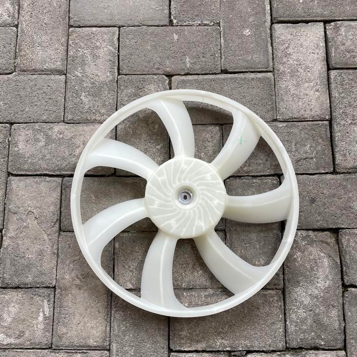 Kipas Motor Fan Suzuki Ertiga Depan Asli Original