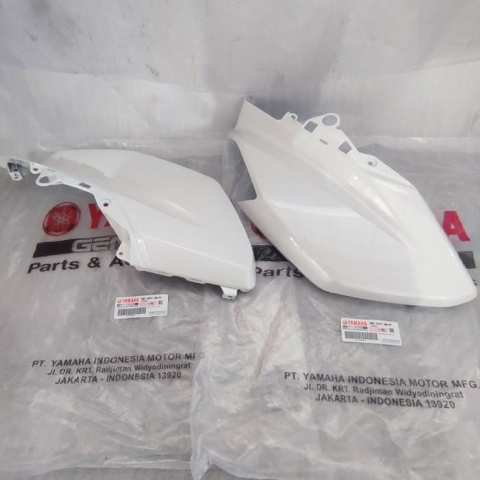 Body Cowling Cover Lampu Depan Nmax Kanan Kiri Warna Putih