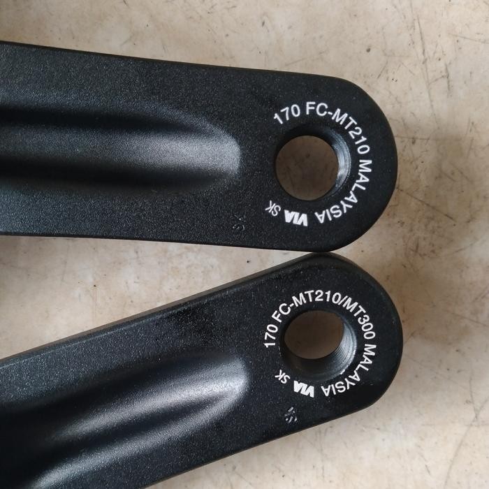 GIR CRANKSET CRANK SET SHIMANO ORIGINAL ALTUS MT210 HOLLOWTECH 2 HT2 40T-30T-22T 3 SPEED TRIPLE