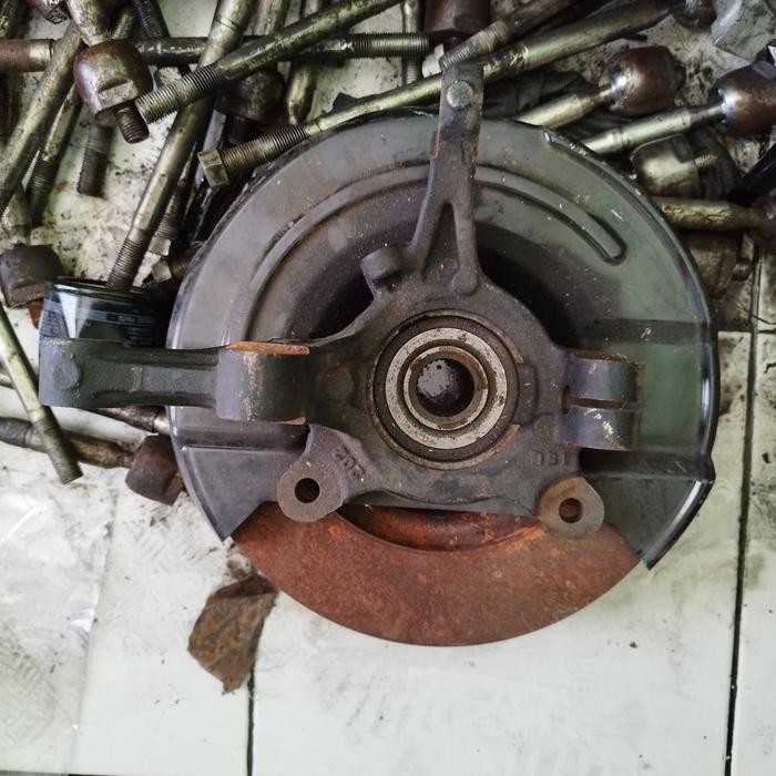 KNUCKEL KNAKEL MITSUBISHI EXPANDER