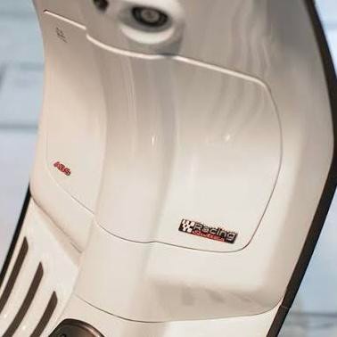 Emblem Original Vespa Racing Sixties Edition