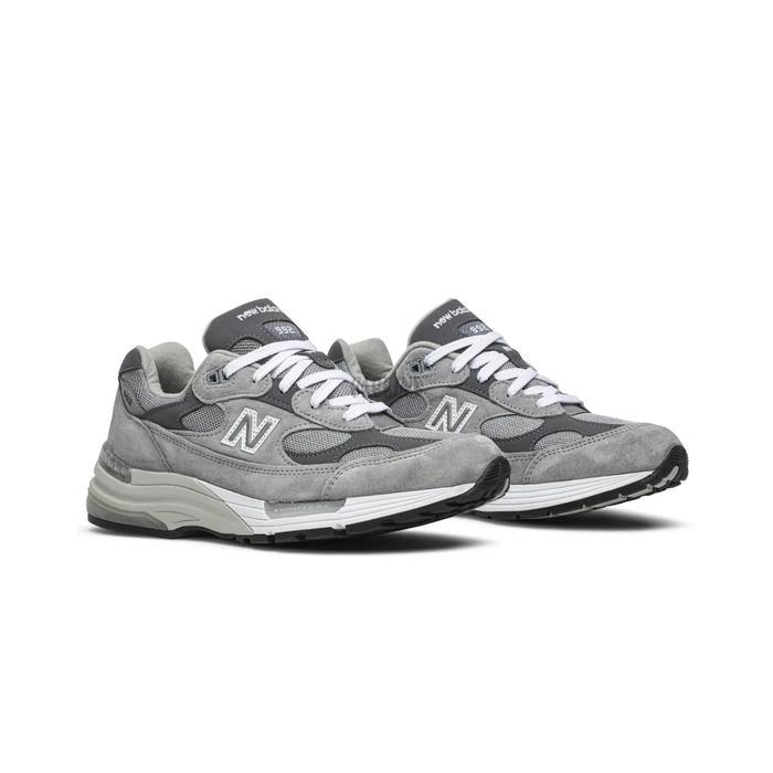 Promo Sepatu New Balance 992 Grey / Sneakers New Balance Original Bnib Terlaris