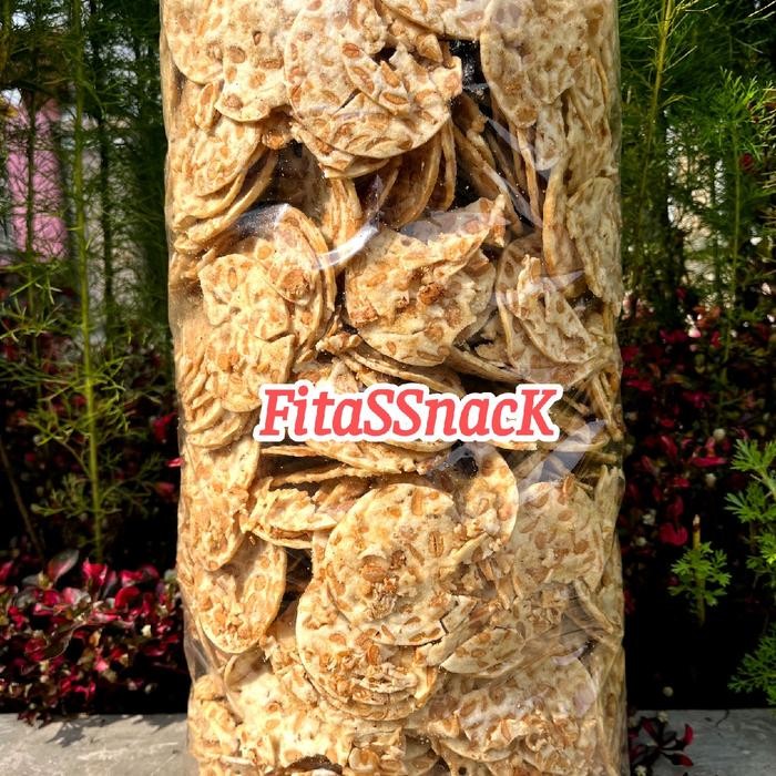 

KERIPIK TEMPE SAGU ORIGINAL 1 KG/JANGAN KOMPLINE KALAU ADA REMUK SECARA RENYAH/KRIPIK TEMPE