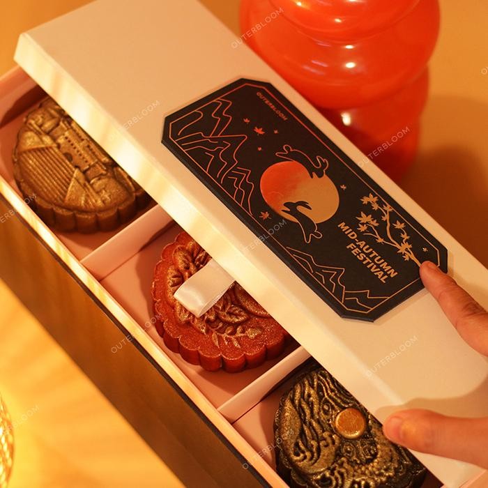 

Outerbloom Kue Bulan - Mooncake Mid Autumn Cake - 6 Pilihan Rasa