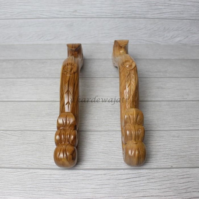 Handle/pegangan pintu kayu jati ukir
