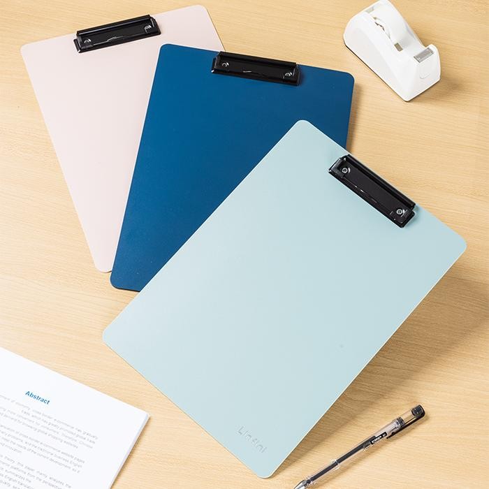 

Deli Papan Jalan / Papan Ujian / Clip Board A4 EF40X