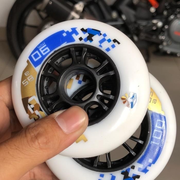 ban sepatu roda wheel speed flying eagle 90mm