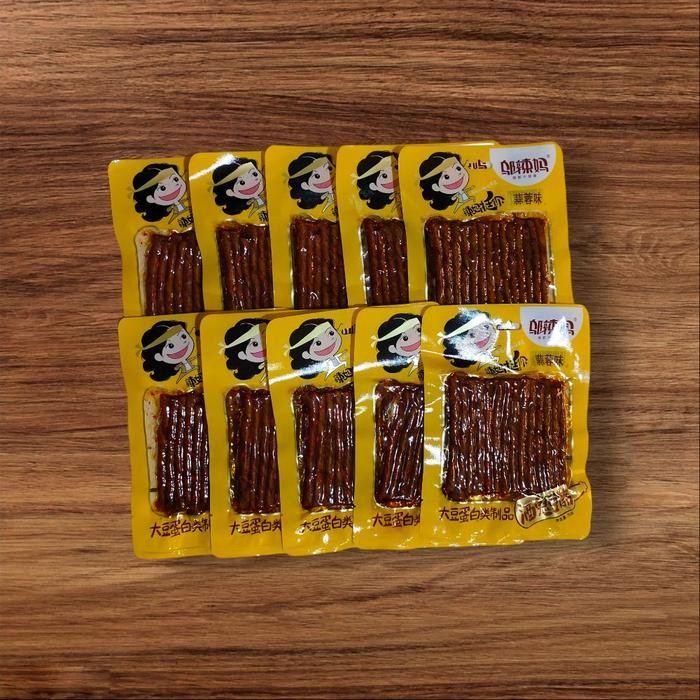 JAJANAJA- Paket 10 Pcs Camilan Pedas Latio Spicy 70 Gram