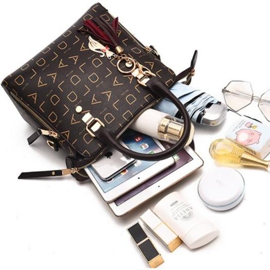 Tas Selempang Wanita - Tas Wanita Elegan- Tas Berkualitas - Tas Terbaru - Tas Kantor