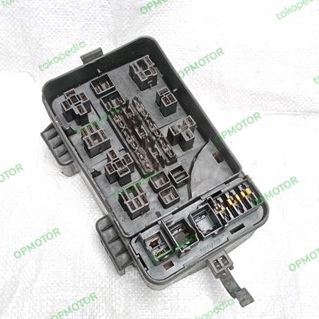 Fuse Box Sekring Toyota Corona Absolute ST191 Original Copotan